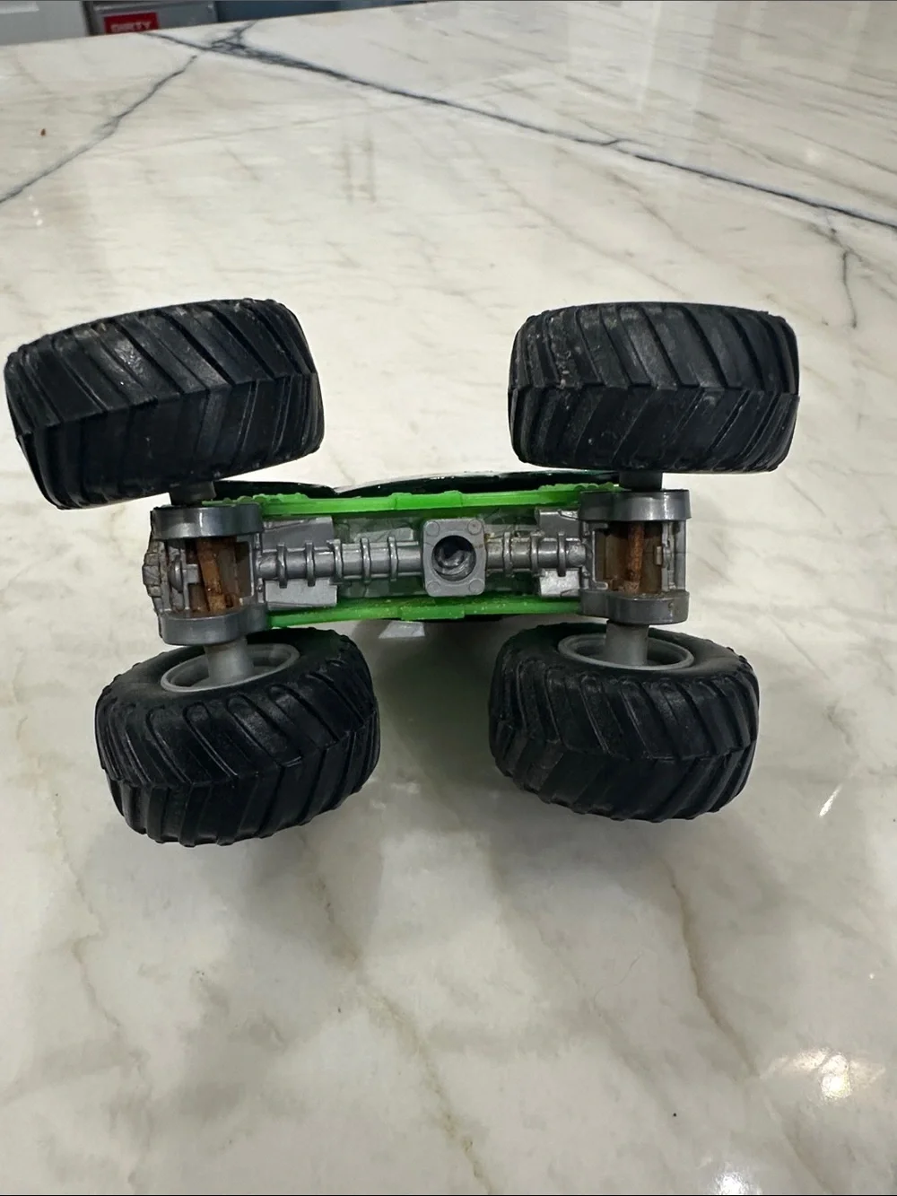Hot‎ Wheels Monster Jam Truck  Grave Digger 1:64